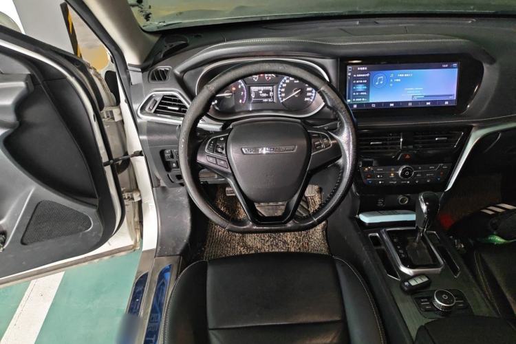 Used Venucia T90 2017 2.0L CVT Smart Edition Steering Wheel
