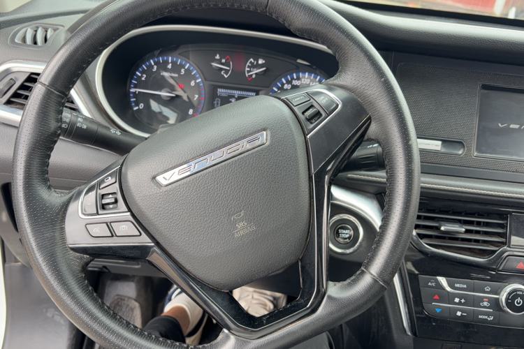 Used Venucia T90 2017 2.0L Manual ZhiShang Edition Steering Wheel