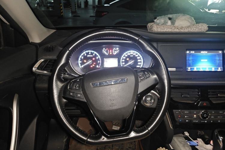 Used Venucia T90 2017 2.0L CVT Smart Edition Steering Wheel