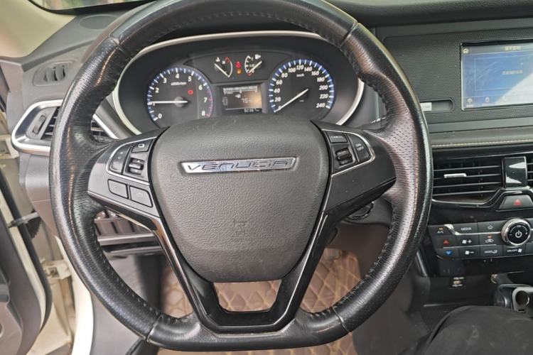 Used Venucia T90 2017 2.0L Manual ZhiShang Edition Steering Wheel
