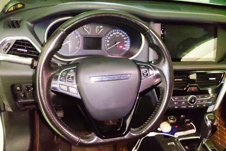 Used Venucia T90 2017 2.0L CVT Smart Edition Steering Wheel