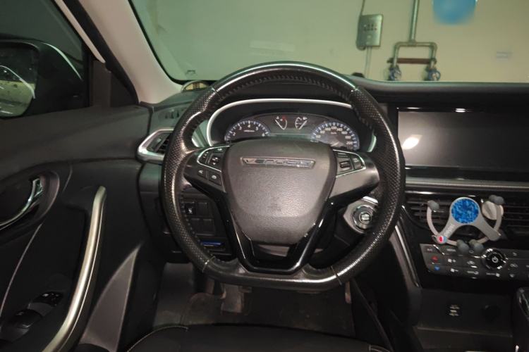 Used Venucia T90 2017 2.0L CVT Smart Edition Steering Wheel