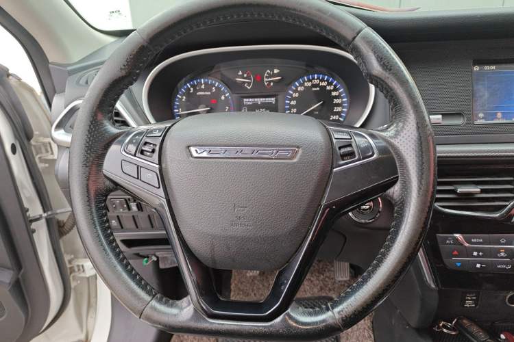 Used Venucia T90 2017 2.0L Manual ZhiShang Edition Steering Wheel