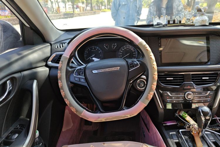 Used Venucia T90 2017 2.0L CVT Smart Edition Steering Wheel