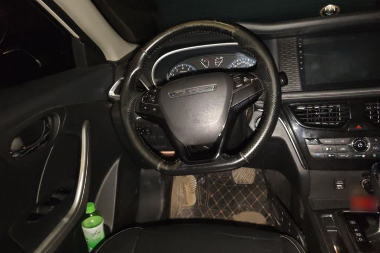 Used Venucia T90 2017 2.0L CVT Smart Edition Steering Wheel