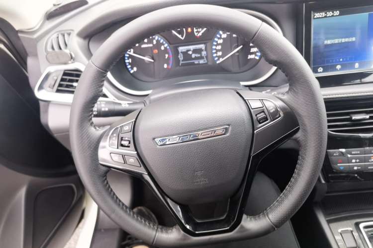 Used Venucia T90 2017 2.0L CVT Smart Edition Steering Wheel