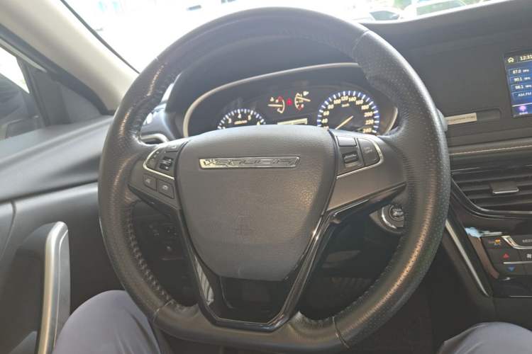 Used Venucia T90 2017 2.0L CVT Smart Edition Steering Wheel