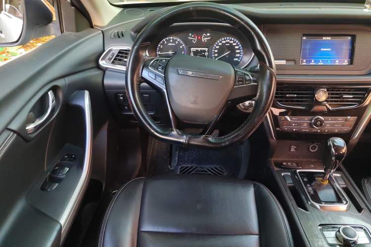 Used Venucia T90 2017 2.0L CVT Smart Edition Steering Wheel