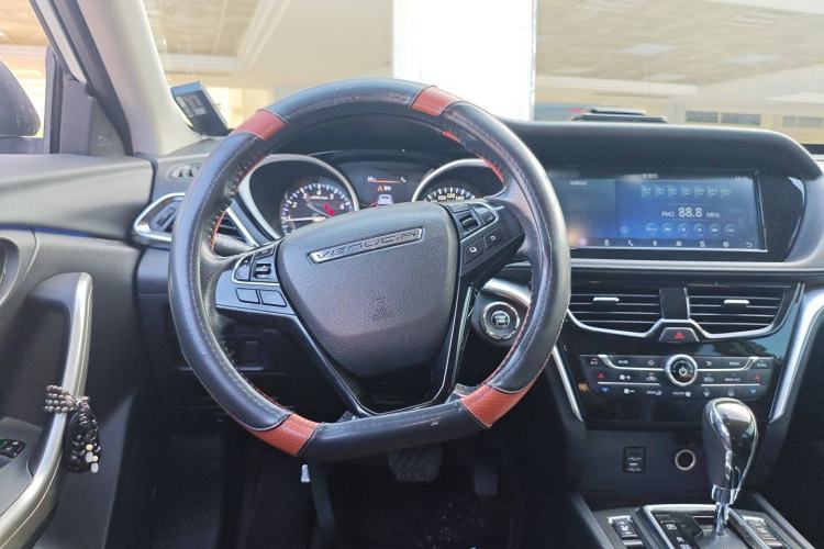 Used Venucia T90 2017 2.0L CVT Leading Edition Steering Wheel