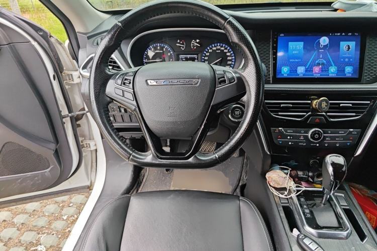Used Venucia T90 2017 2.0L CVT Smart Edition Steering Wheel