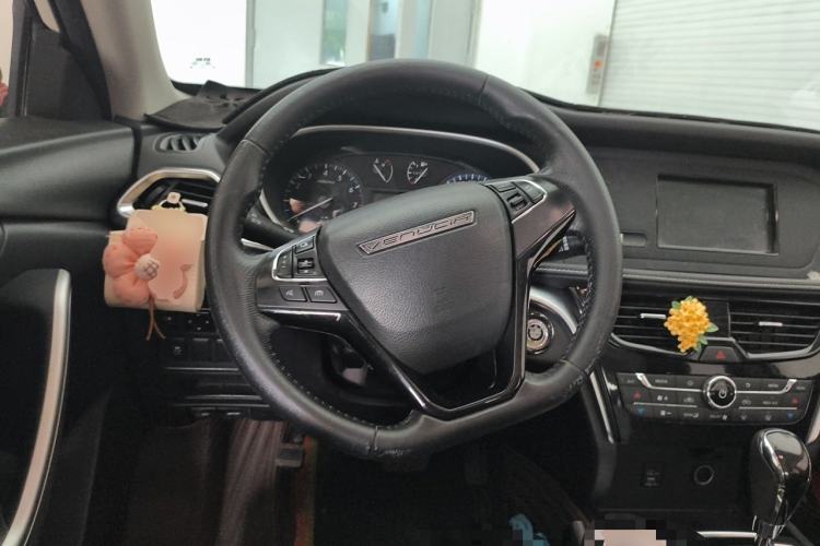 Used Venucia T90 2017 2.0L CVT Smart Edition Steering Wheel