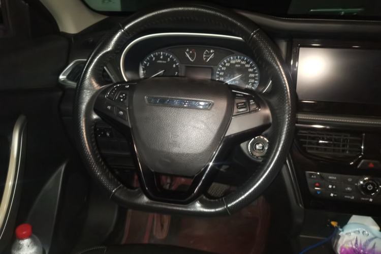 Used Venucia T90 2017 2.0L CVT Smart Edition Steering Wheel