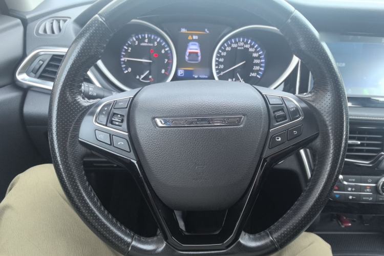 Used Venucia T90 2017 2.0L CVT Leading Edition Steering Wheel