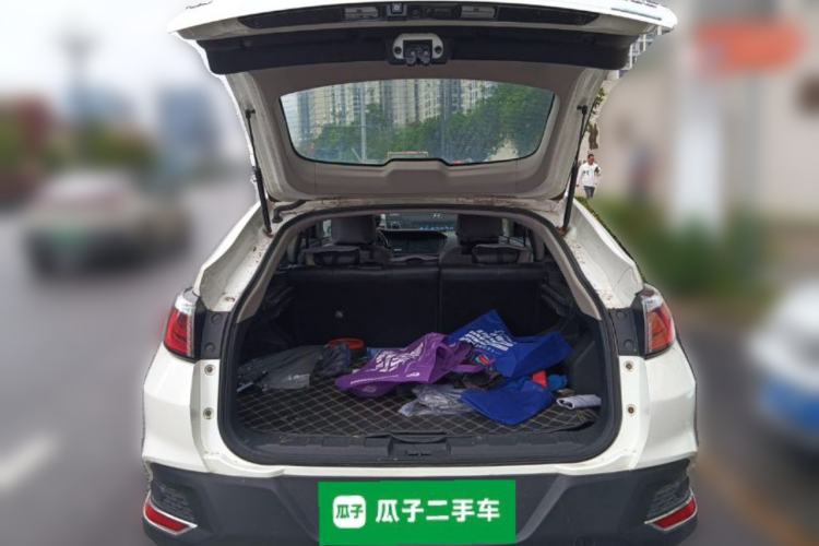 Used Venucia T90 2017 2.0L CVT Smart Edition Trunk