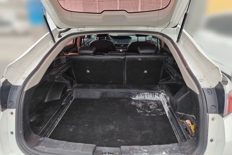 Used Venucia T90 2017 2.0L Manual ZhiShang Edition Trunk