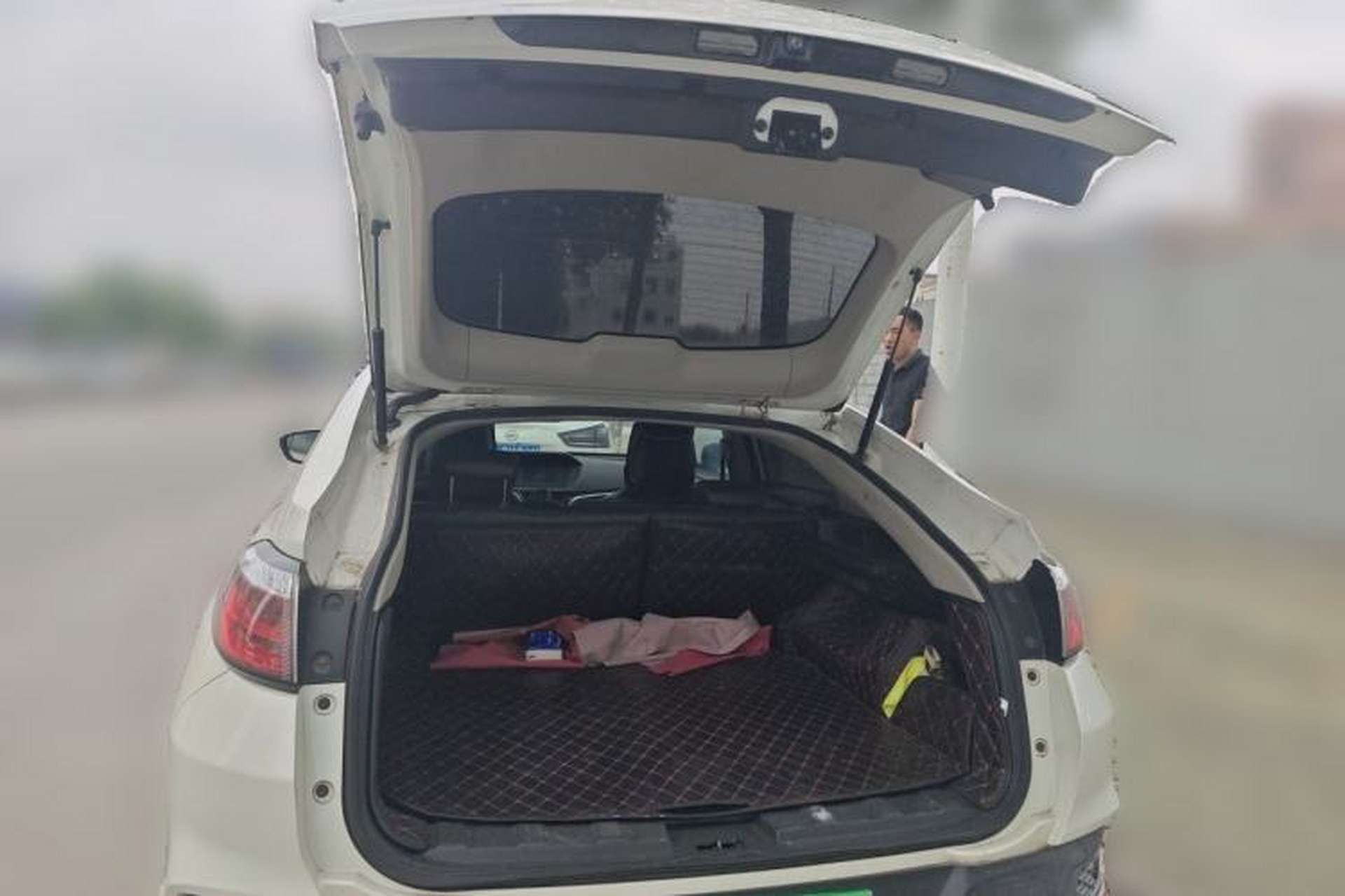 Used Venucia T90 2017 2.0L CVT Smart Edition Trunk