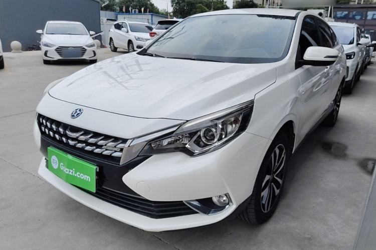 Used Venucia T90 2017 2.0L Manual Fashion Edition Guazi used car, China used car export, Used car for sale, Used  cars, Cheapest cars for sale