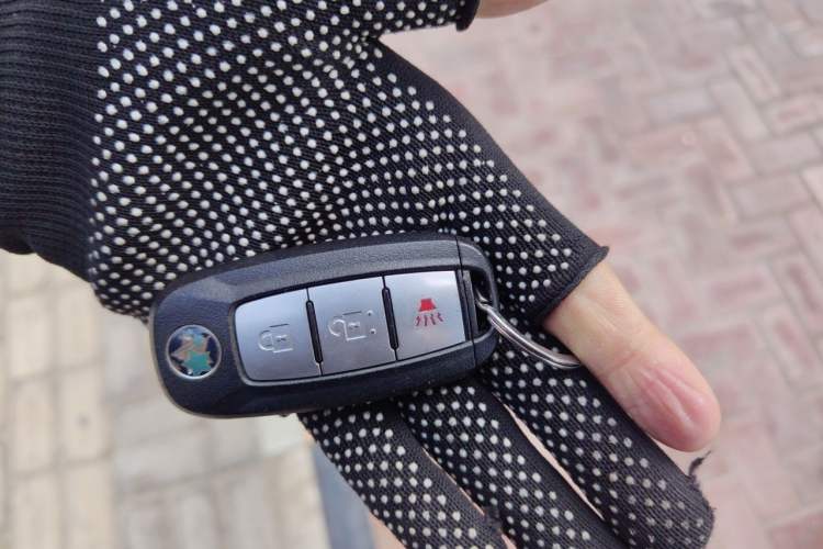 Used Venucia T90 2017 2.0L Manual ZhiShang Edition Vehicle Key