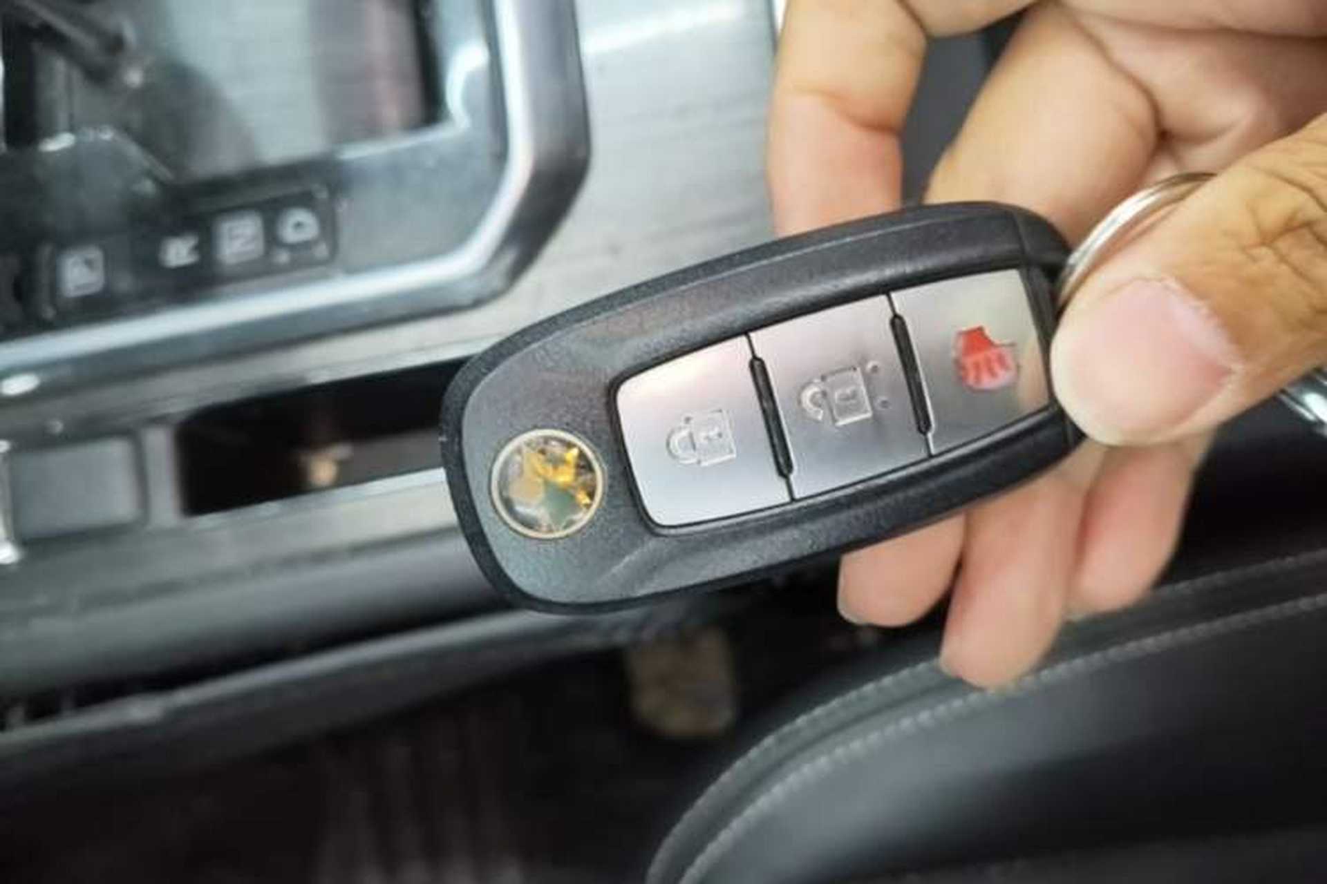 Used Venucia T90 2017 2.0L CVT Smart Edition Vehicle Key