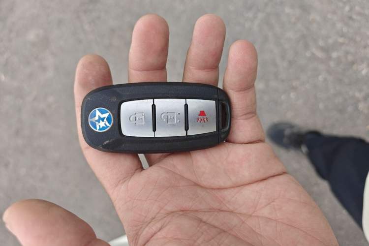 Used Venucia T90 2017 2.0L CVT Smart Edition Vehicle Key