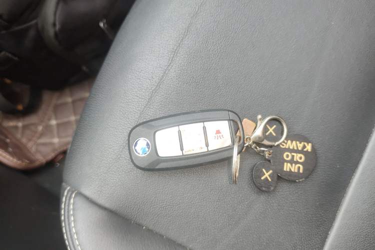 Used Venucia T90 2017 2.0L CVT Smart Edition Vehicle Key