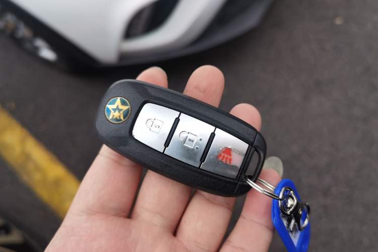 Used Venucia T90 2017 2.0L CVT Smart Edition Vehicle Key