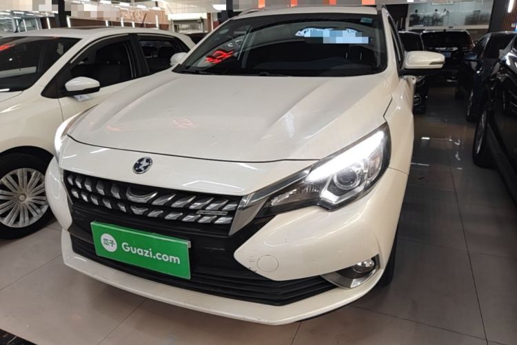 Used Venucia T90 2017 2.0L Manual ZhiShang Edition Guazi used car, China used car export, Used car for sale, Used cars, Cheapest cars for sale