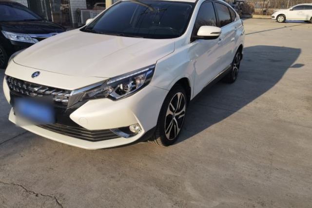 Used Venucia T90 2017 2.0L CVT Leading Edition