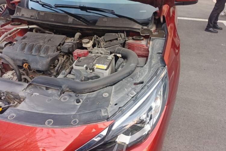 Used Venucia T90 2017 2.0L CVT Leading Edition Engine Bay Left