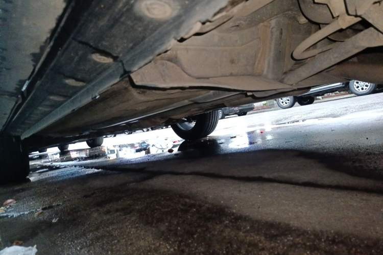 Used Venucia T90 2018 2.0L CVT Smart Connect Luxury Edition China V Standard Chassis Rear Left
