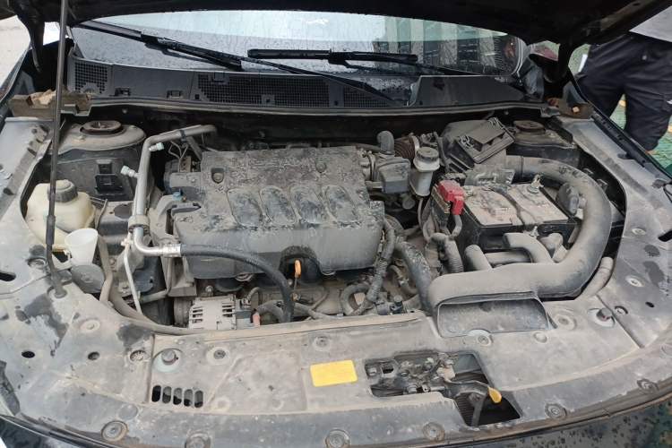 Used Venucia T90 2018 2.0L CVT Smart Connect Luxury Edition China V Standard Engine Bay