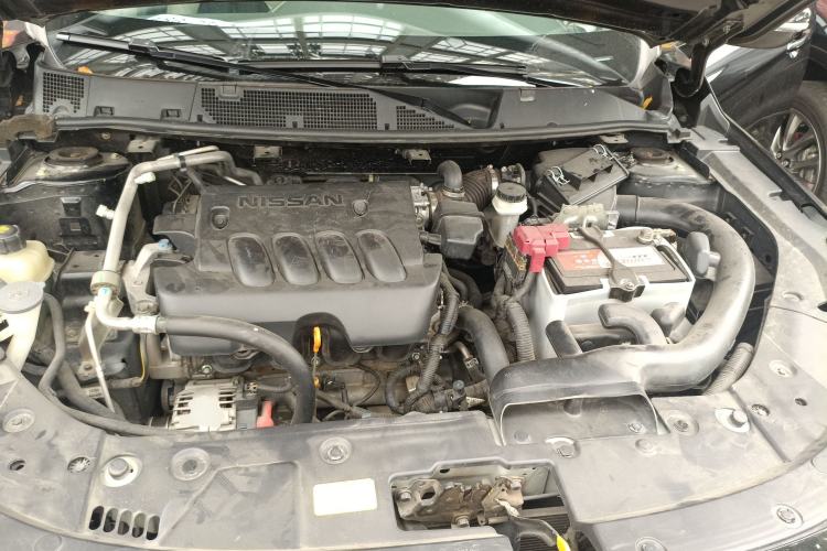 Used Venucia T90 2018 2.0L CVT Smart Connect Luxury Edition China V Standard Engine Bay
