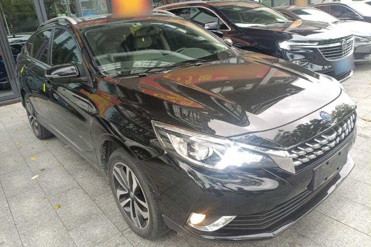 Used Venucia T90 2018 2.0L CVT Smart Connect Luxury Edition China V Standard Exterior 1