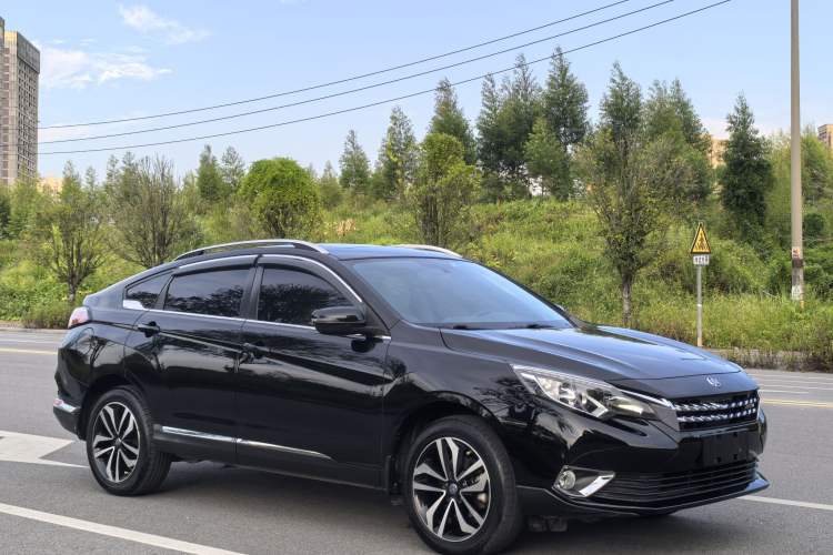 Used Venucia T90 2018 2.0L CVT Smart Connect Luxury Edition China V Standard Exterior 2