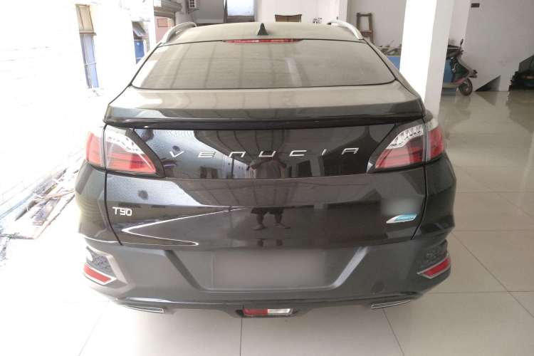 Used Venucia T90 2018 2.0L CVT Smart Connect Luxury Edition China V Standard Rear
