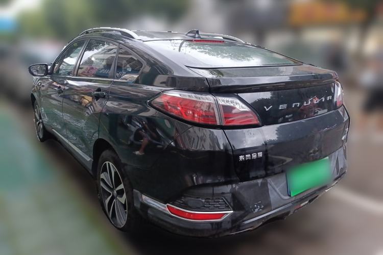 Used Venucia T90 2018 2.0L CVT Smart Connect Luxury Edition China V Standard Rear Left 45 Deg