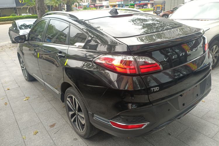 Used Venucia T90 2018 2.0L CVT Smart Connect Luxury Edition China V Standard Rear Left 45 Deg