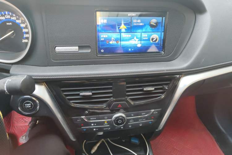Used Venucia T90 2018 1.4T Manual Smart Connect ZhiShang Edition China V Standard Audio And AC Panel