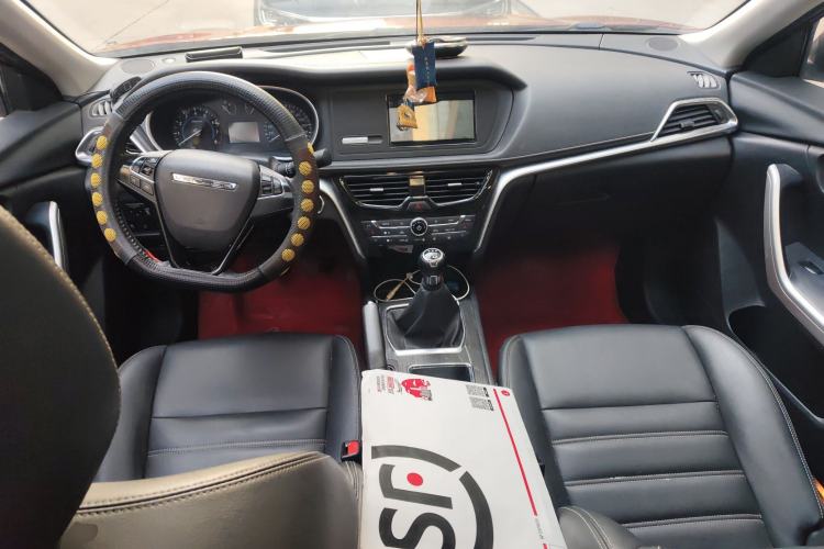 Used Venucia T90 2018 1.4T Manual Smart Connect ZhiShang Edition China V Standard Center Console