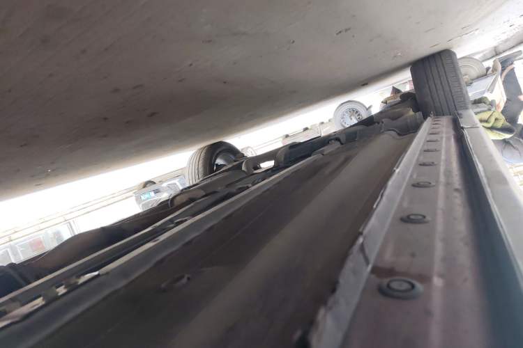 Used Venucia T90 2018 1.4T Manual Smart Connect ZhiShang Edition China V Standard Chassis Front Right