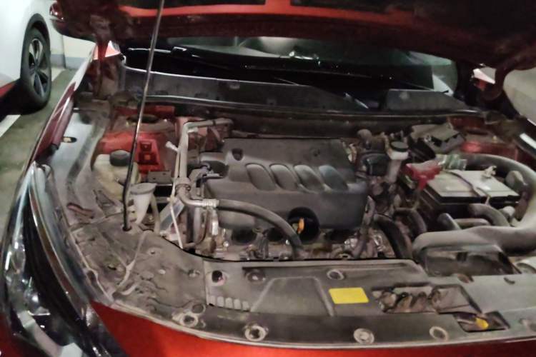 Used Venucia T90 2018 2.0L CVT Smart Connect Luxury Edition China V Standard Engine Bay Right