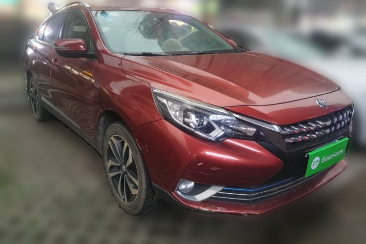 Used Venucia T90 2018 2.0L CVT Smart Connect Luxury Edition China V Standard Front Right 45 Deg