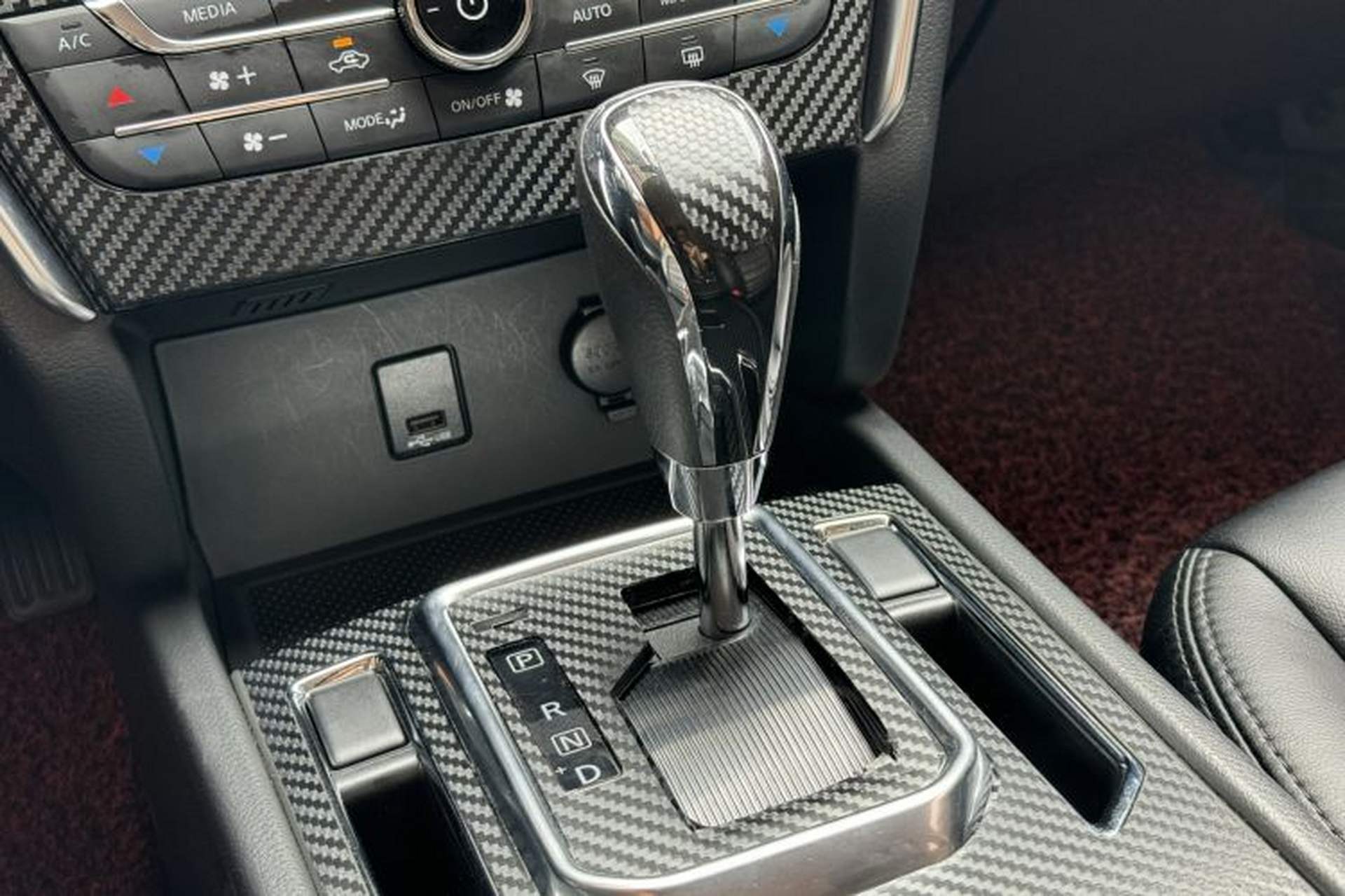 Used Venucia T90 2018 2.0L CVT Smart Connect Fashion Edition China V Standard Gear Lever