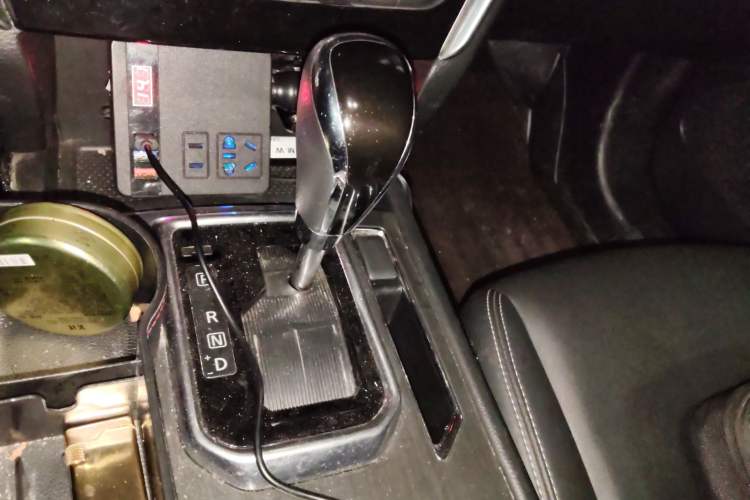 Used Venucia T90 2018 2.0L CVT Smart Connect Luxury Edition China V Standard Gear Lever