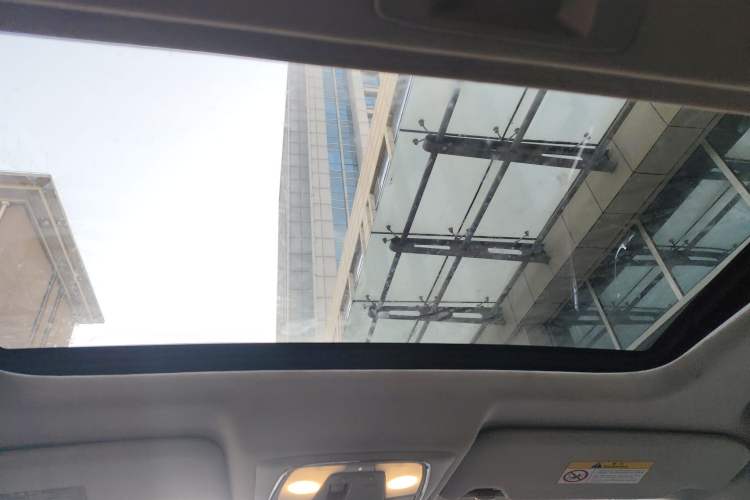 Used Venucia T90 2018 1.4T Manual Smart Connect ZhiShang Edition China V Standard Headliner