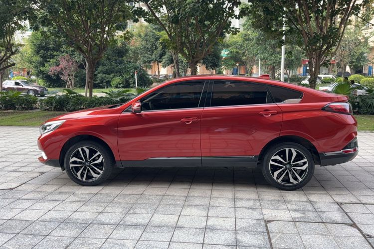 Used Venucia T90 2018 2.0L CVT Smart Connect Fashion Edition China V Standard Left Side