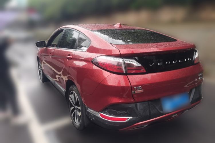 Used Venucia T90 2018 2.0L CVT Smart Connect Fashion Edition China V Standard Rear Left 45 Deg