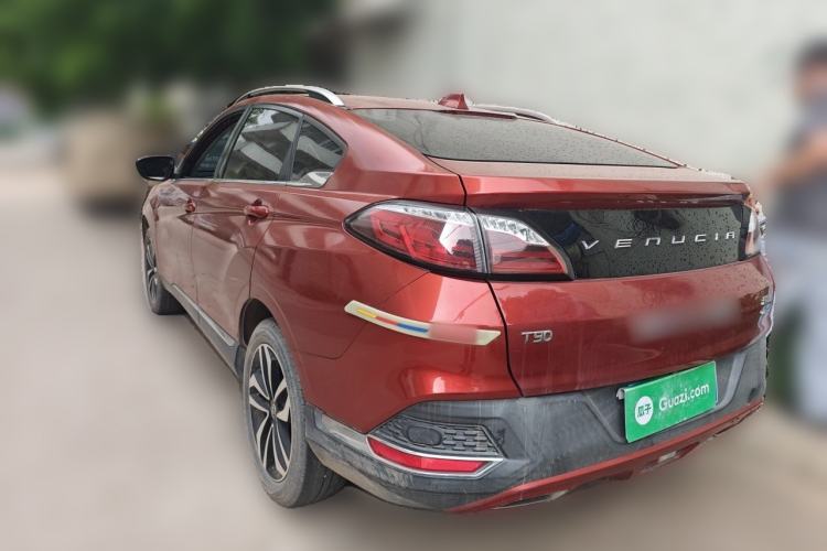 Used Venucia T90 2018 2.0L CVT Smart Connect Luxury Edition China V Standard Rear Left 45 Deg