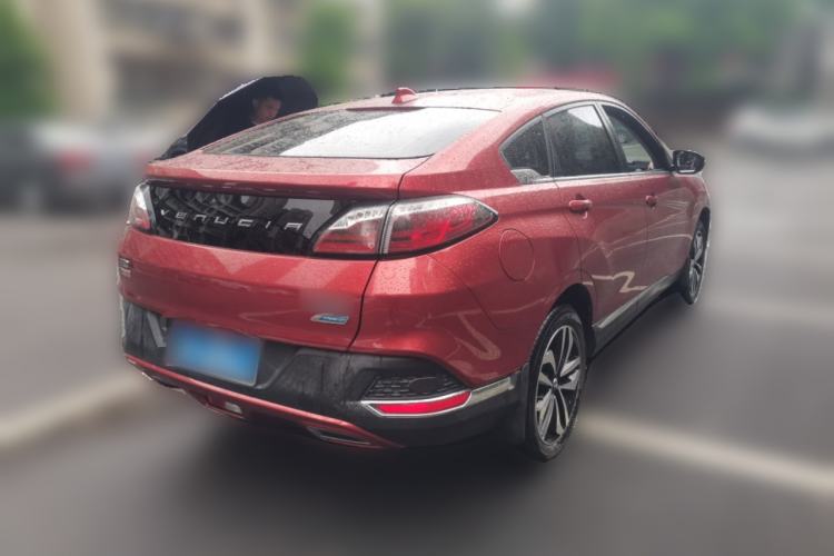 Used Venucia T90 2018 2.0L CVT Smart Connect Fashion Edition China V Standard Rear Right 45 Deg