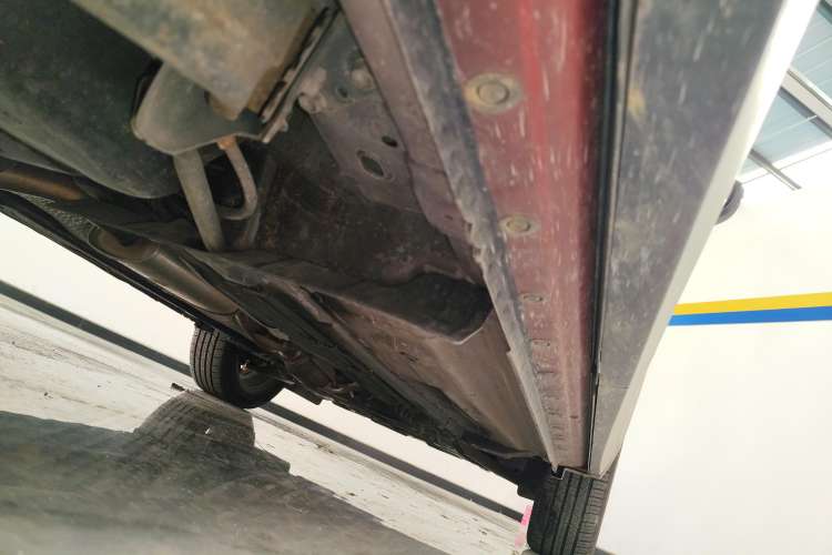 Used Venucia T90 2018 2.0L CVT Smart Connect Luxury Edition China V Standard Right Side Sill